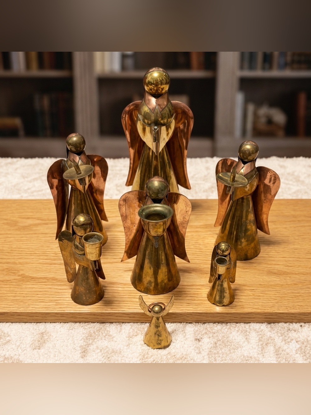 Brass and Copper Angel Figurine Set - Home Accents- cobre